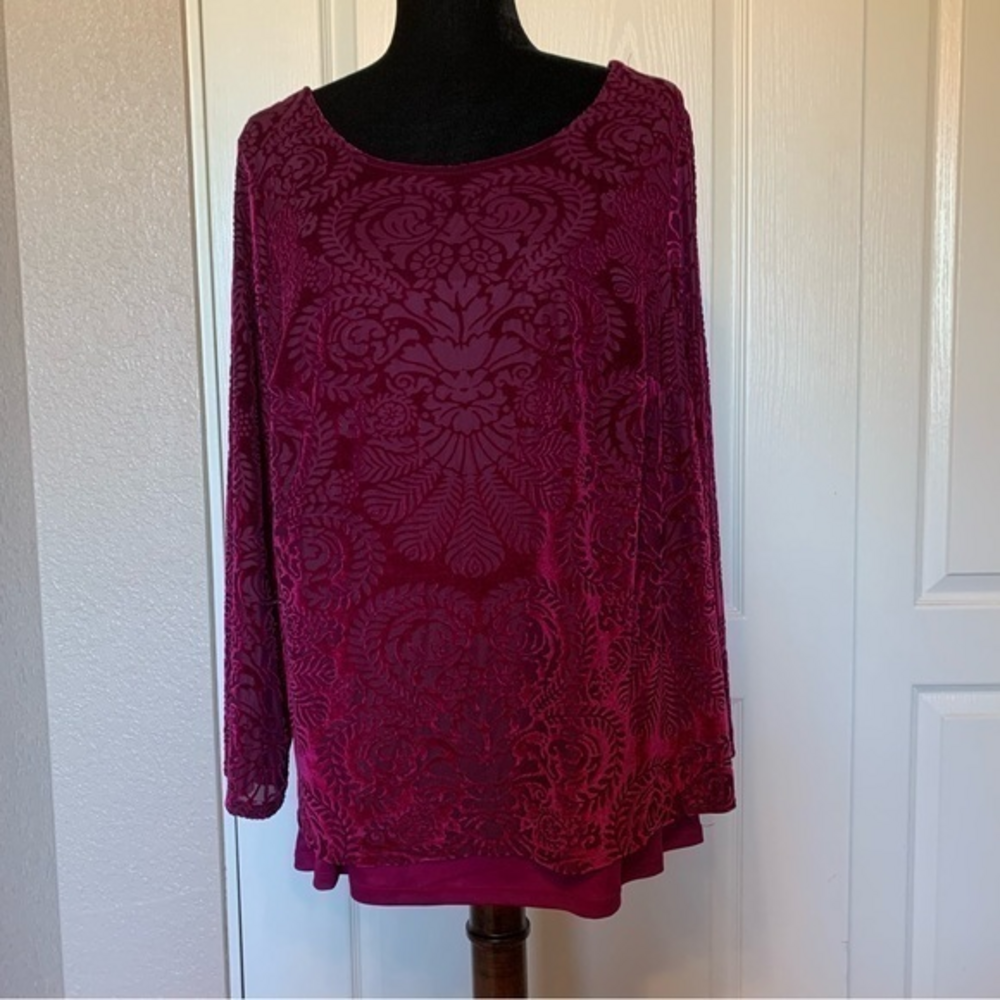 Roz&Ali‎ Red Velvet Burnout Lined with attached Cami Blouse Size 2X